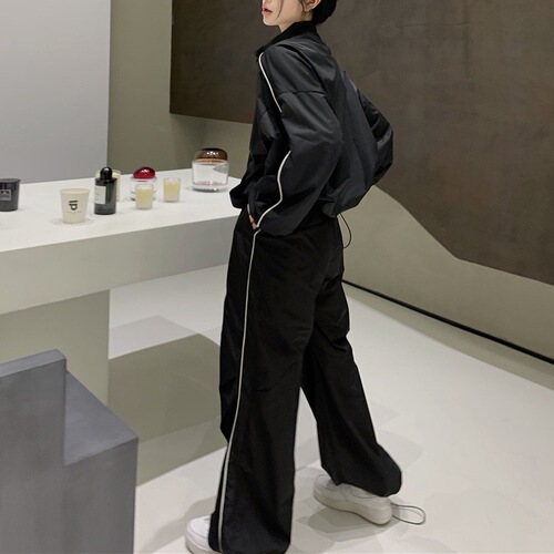 Black sportswear suit for women 2026 autumn trend American casual loose slimming coat, wide-leg pants two-piece set
