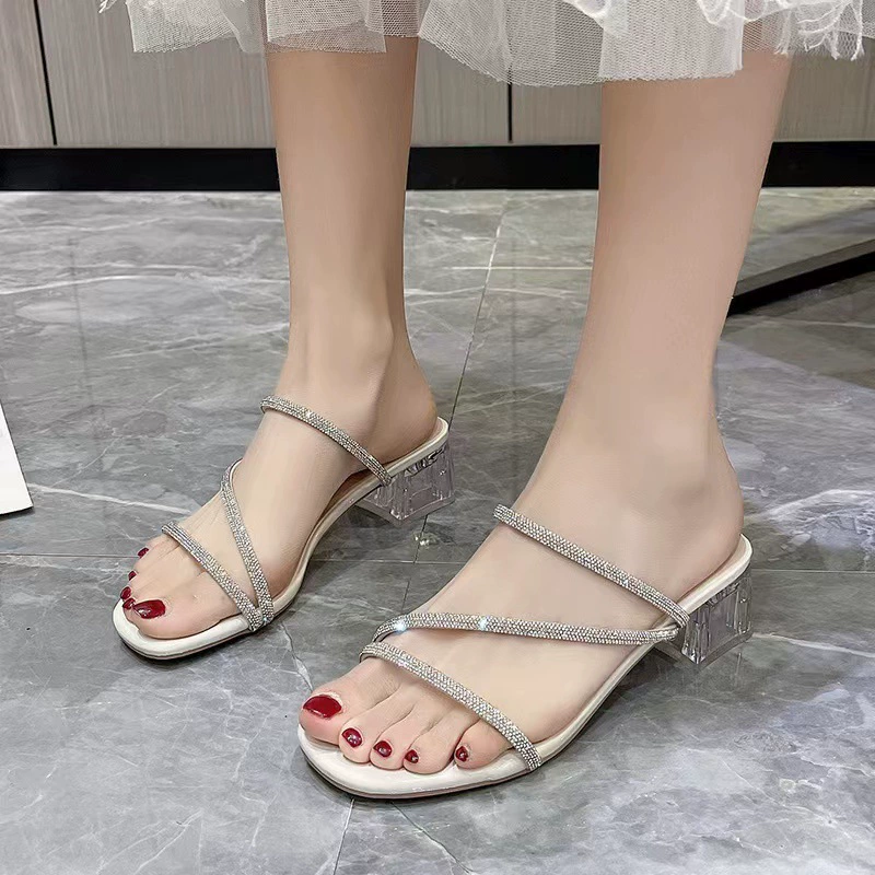 Summer slippers with a strap, 2022 collection, Korean style