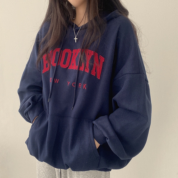 卸売りの帽子付きの女性の韓国版の街頭の気質とベルベットのカジュアルな組み合わせのアメリカ式の薄い潮の刺繍のアルファベットの春秋冬|undefined