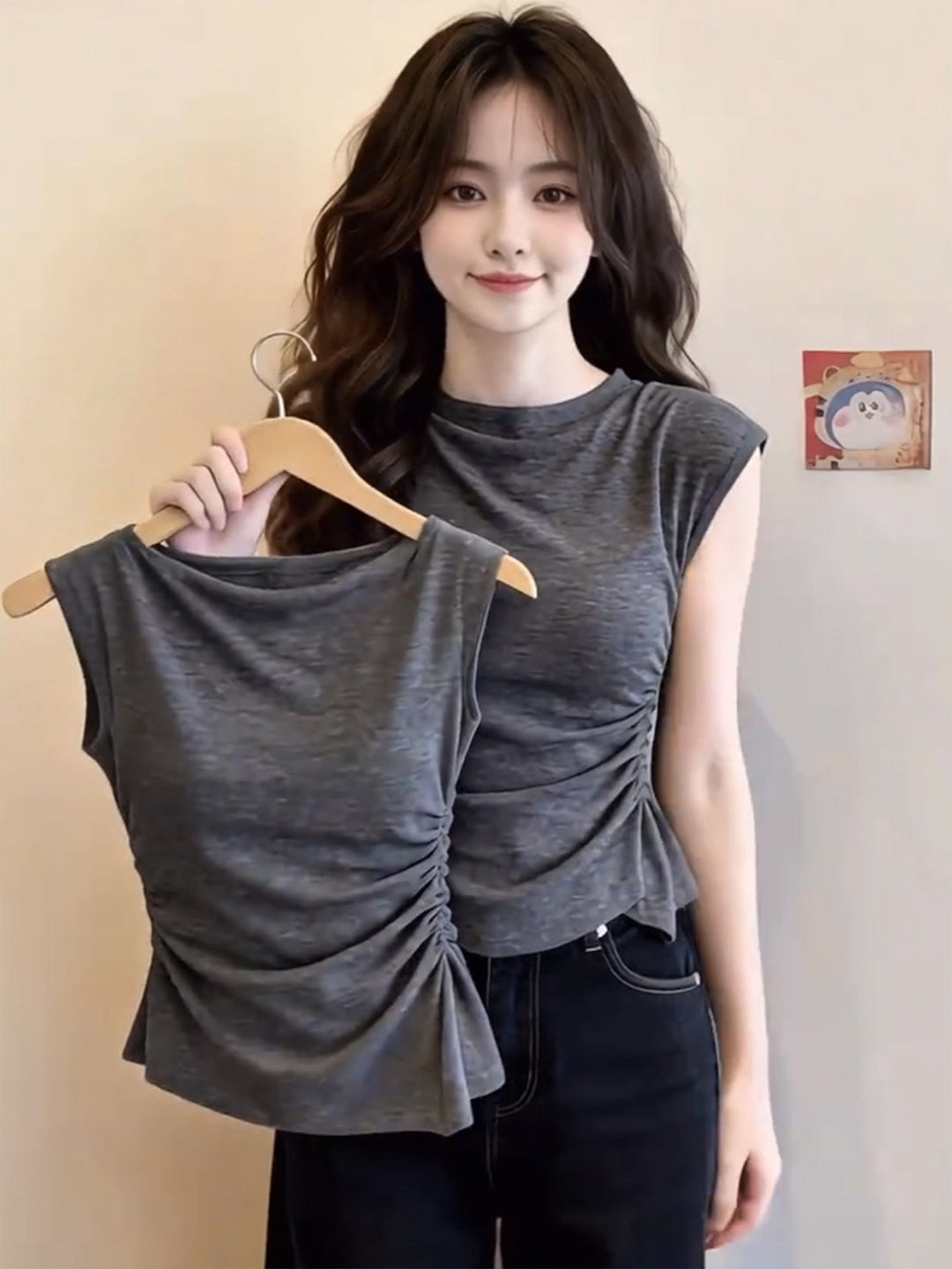 Áo thun nữ tay ngắn xếp ly cổ tròn dáng suông tay lỡ bay — màu xám
