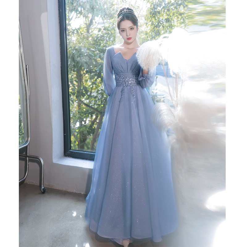Vestido de noche azul para mujer, nuevo modelo 2026, diseño de calidad para banquetes, actuaciones vocales, exámenes, presentaciones y reuniones anuales, con cuello en V profundo.