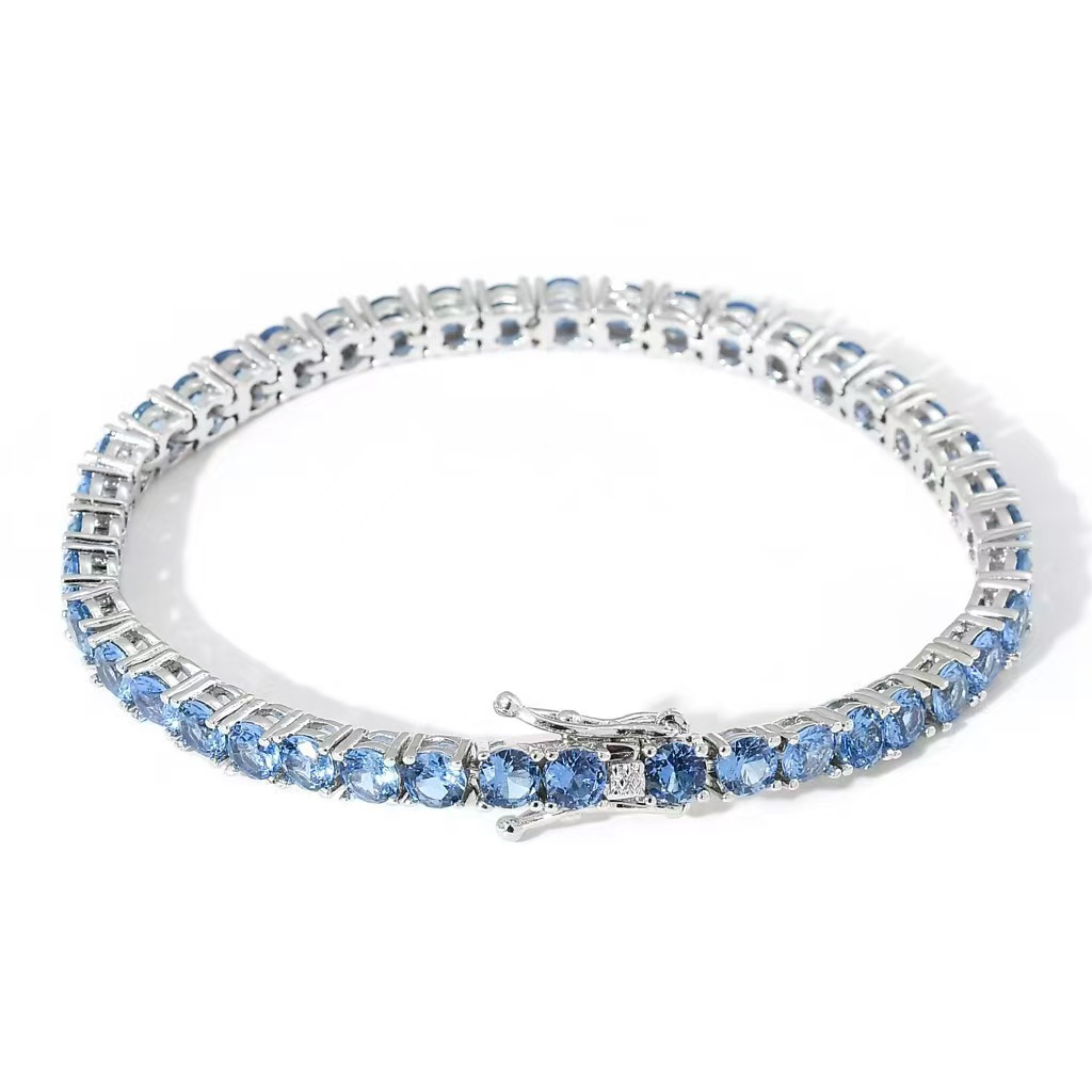 Blue diamond white gold 4mm / 6inch bracelet (about 16cm long)
