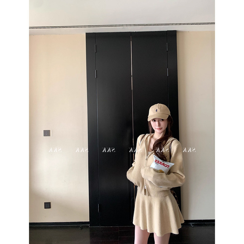 Skk Store Light Oxygen No-Makeup Suit 12-Needle Fluffy Minimalist Lazy Sweater Cardigan Skirt Set