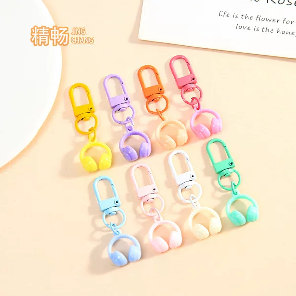 Creative small 3D earphone keychain door buckle pendant cute and fresh bag accessory DIY bead-making material