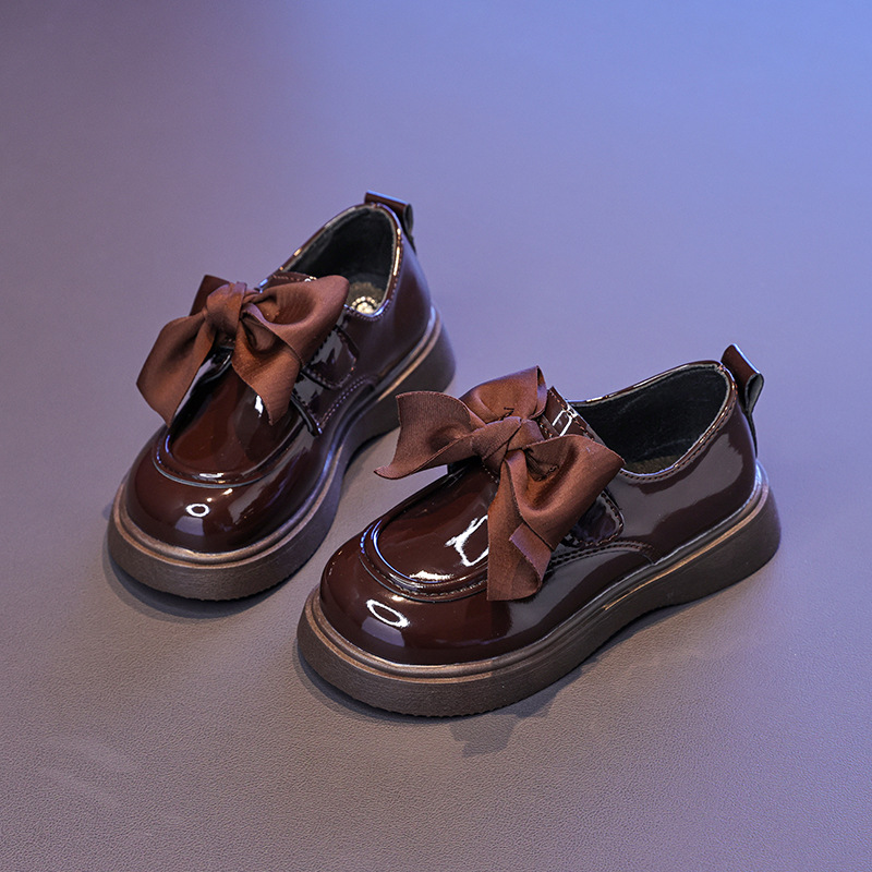 Zapatos de cuero infantiles de moda versátil 2026 verano nuevo estilo de chicas zapatos de princesa británicos zapatos de arco suave zapatos Lefour image 3