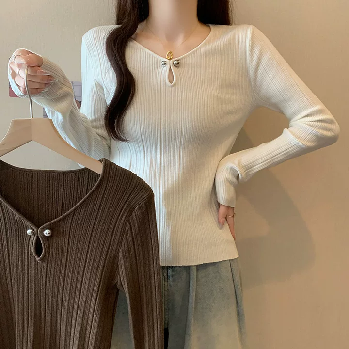 Autumn design base body-friendly long-sleeve, knitted sweater, brand T-shirt, trend of season, V-neckline, Korean style