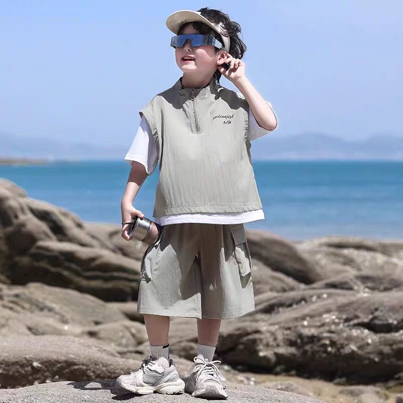 男の子スーツ 2025 新作夏韓国風ハンサムでスタイリッシュな子供半袖作業服男の子夏薄手スタイル