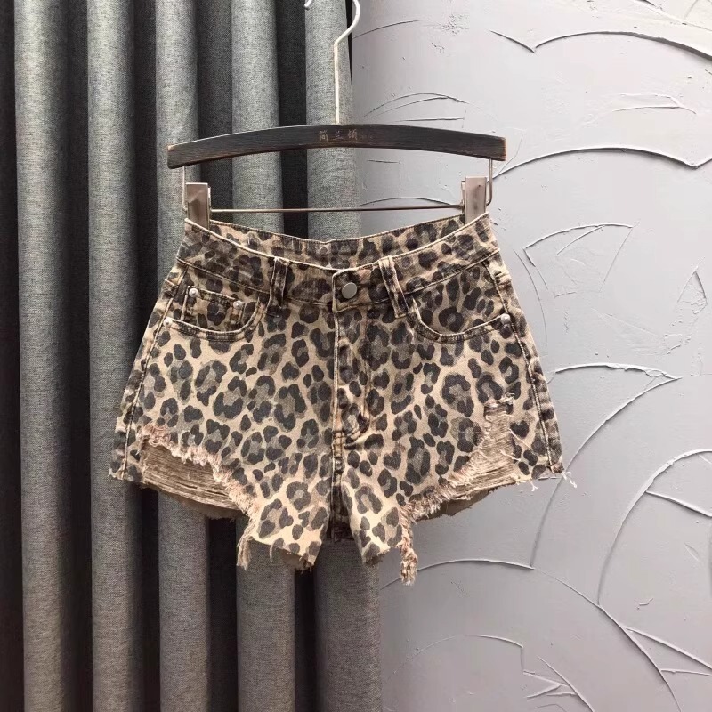 Trendy Leopard Print High-Waisted Denim Shorts for Women, Summer Fashion, Youthful A-Line Fringe Wide-Leg Hot Pants