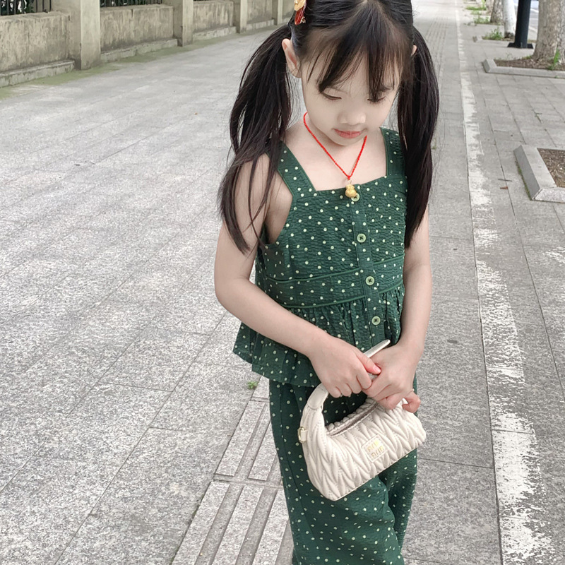Bolsa de hombro de chicas plegadas de moda simple color sólido mini bolso de bebé 2025 nuevo bolso infantil transfronterizo