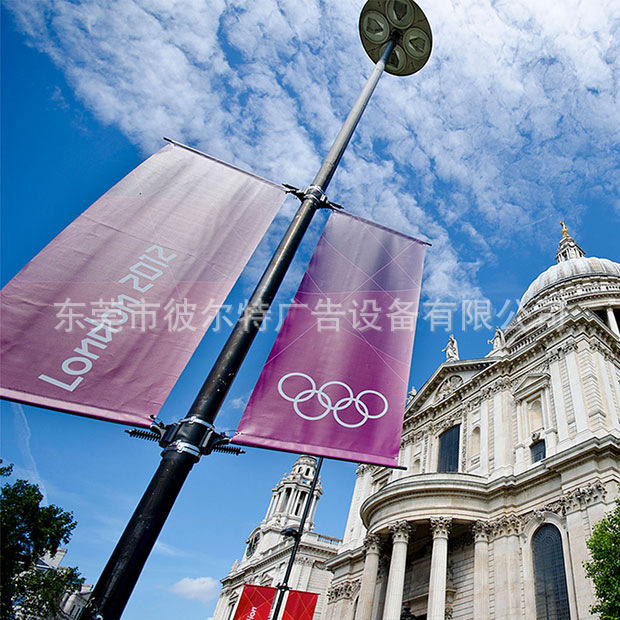 户外防风不锈钢广告旗帜支架路灯杆广告横幅支架定制