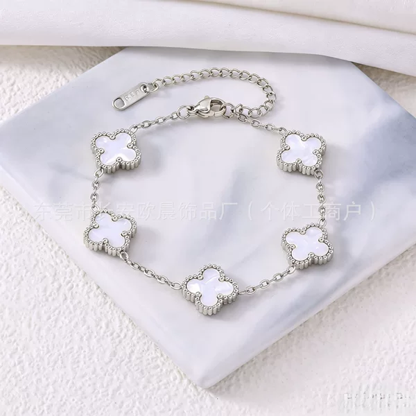 Non-Fading Titanium Steel Four-Leaf Clover Bracelet for Women Ins Trendy Niche Elegant Silver Hand Jewelry Popular Export Hot-Selling Jewelry