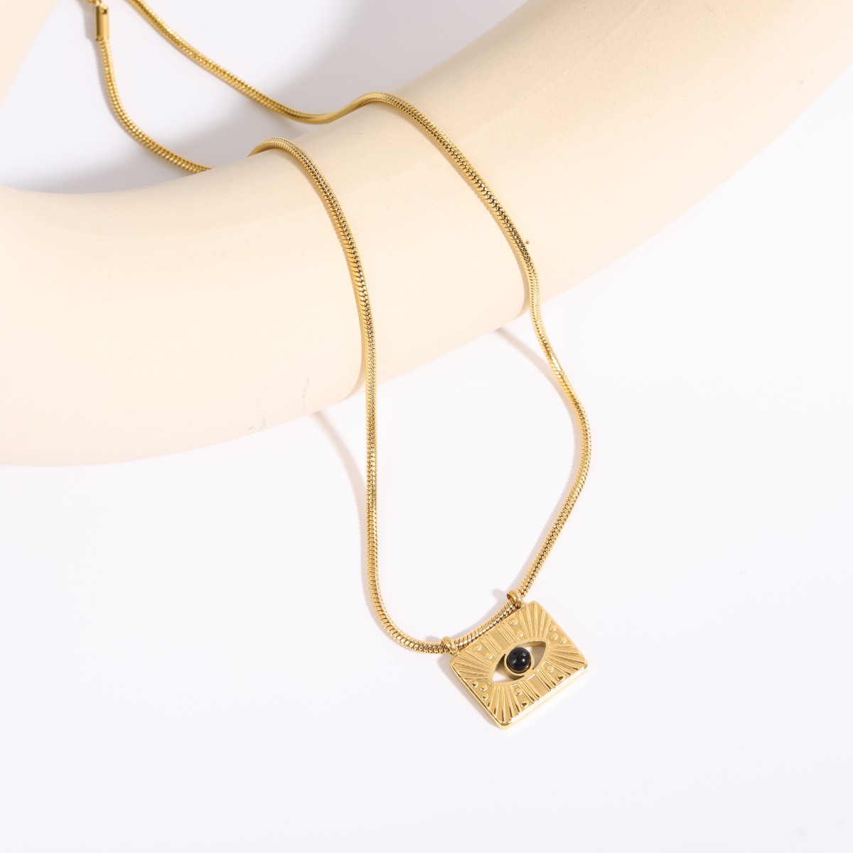 Fashion Square Eye Titanium Steel Necklace Hollow Out Stainless Steel Necklaces