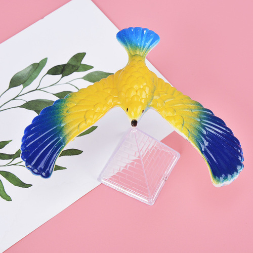 Wobble Bird Gravity Bird 80s Nostalgia Balancing Bird Balancing Eagle Children's Early Education Science and Wisdom Stalls Toys