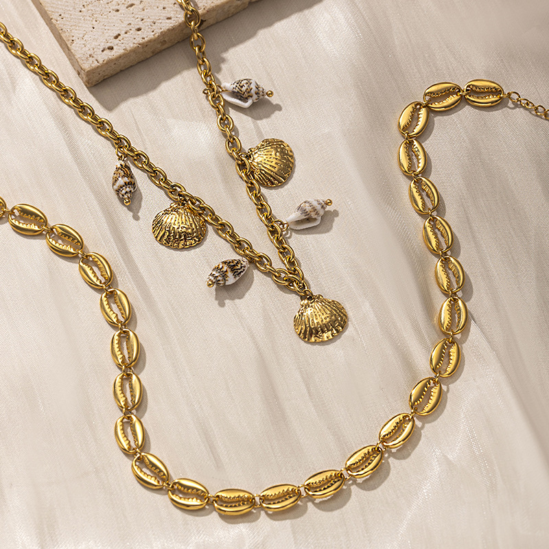 Tiana temperamento europeo y americano 18k oro acero inoxidable collar de conchas no se desvanece en mujeres ins alta sensación simple joyería versátil
