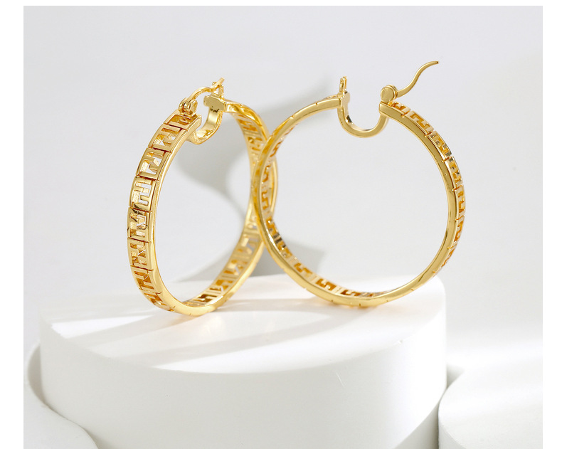1 Pair Exaggerated Circle Copper Plating Hoop Earrings display picture 3