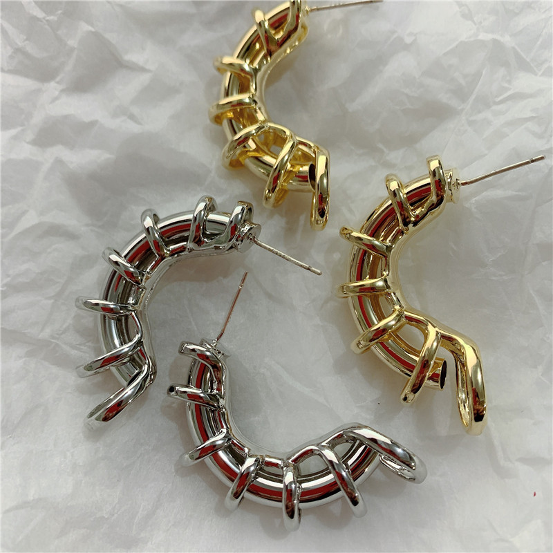 Fashion Irregular Multi-circle C-shaped Alloy Earrings display picture 9