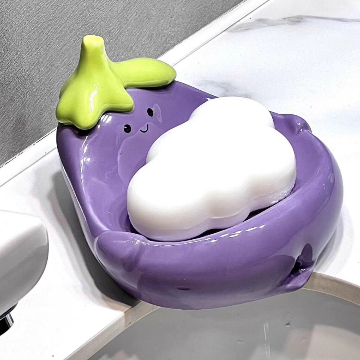 茄子肥皂盒衛生間洗漱台網紅香皂盒可瀝水不積水陶瓷皂碟收納盒子