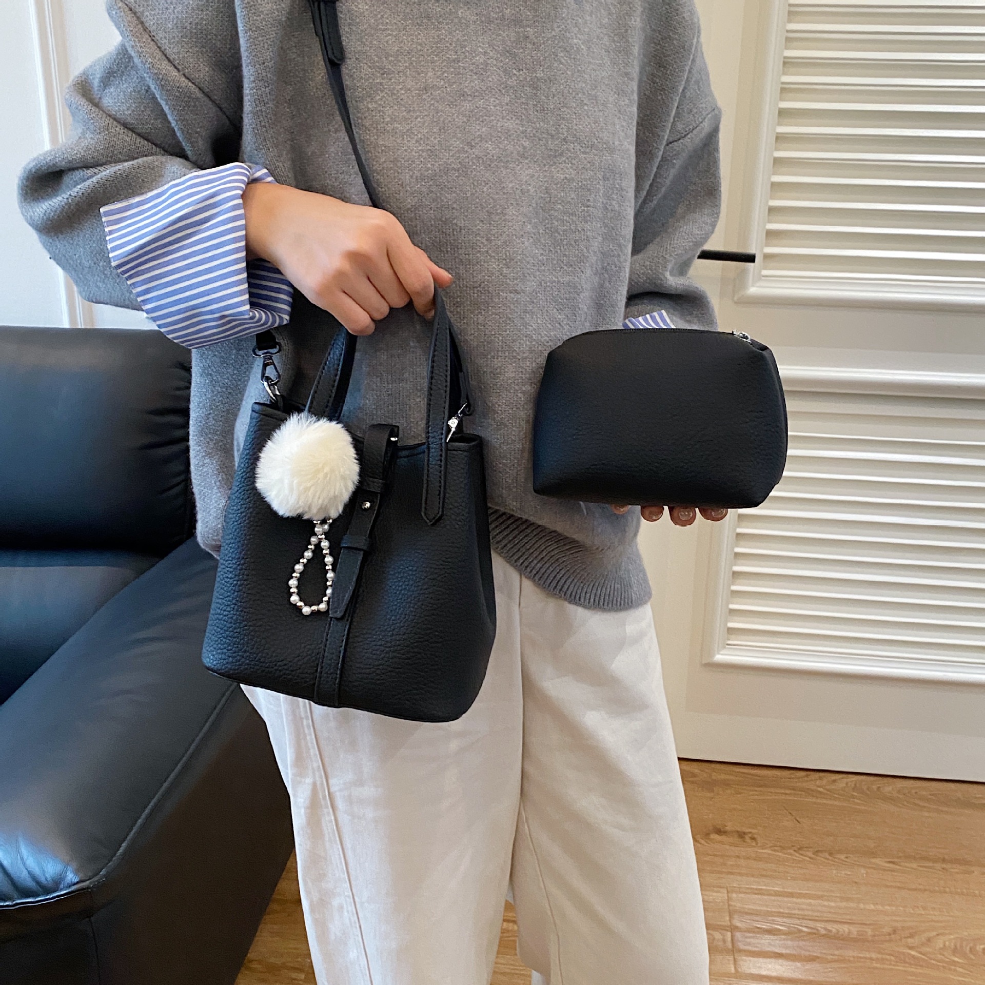 Bagos de cestas de nicho, bolsas de cubo portátiles 2025, otoño y invierno, bolsas de mujer de moda retro, bolsas de mujer.