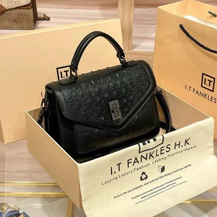 Source Factory Louis Mihill 2022 Fashion Casual Easiest for Match Silk Scarf Embossed Handheld Crossbody Women's Bag Source Factory Louis Mihill 2022 Fashion Casual Easiest for Match Silk Scarf Embossed Handheld Crossbody Women's Bag