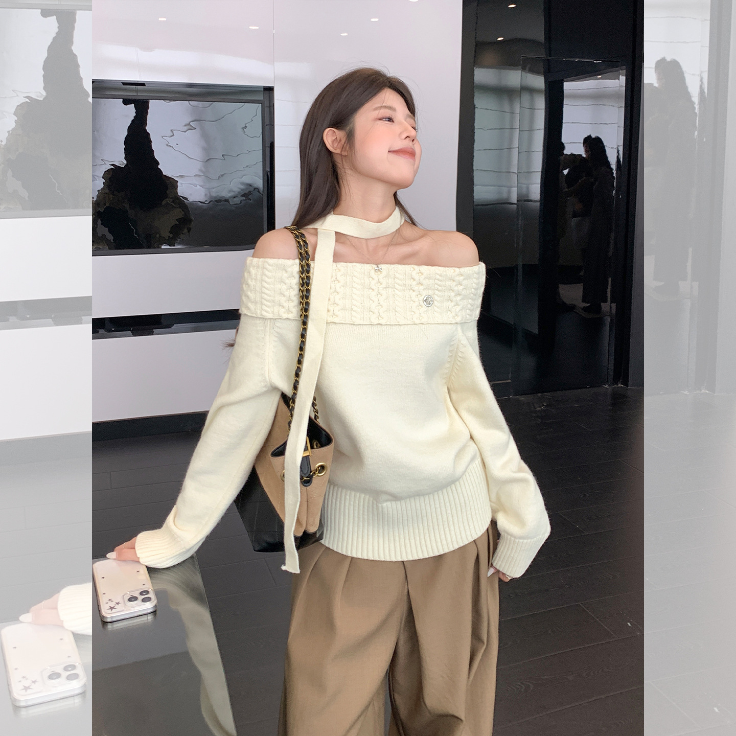 Gentle Style Off-Shoulder Soft Sweater for Women 2026 Early Autumn Petite Sweet Cable Knit Top