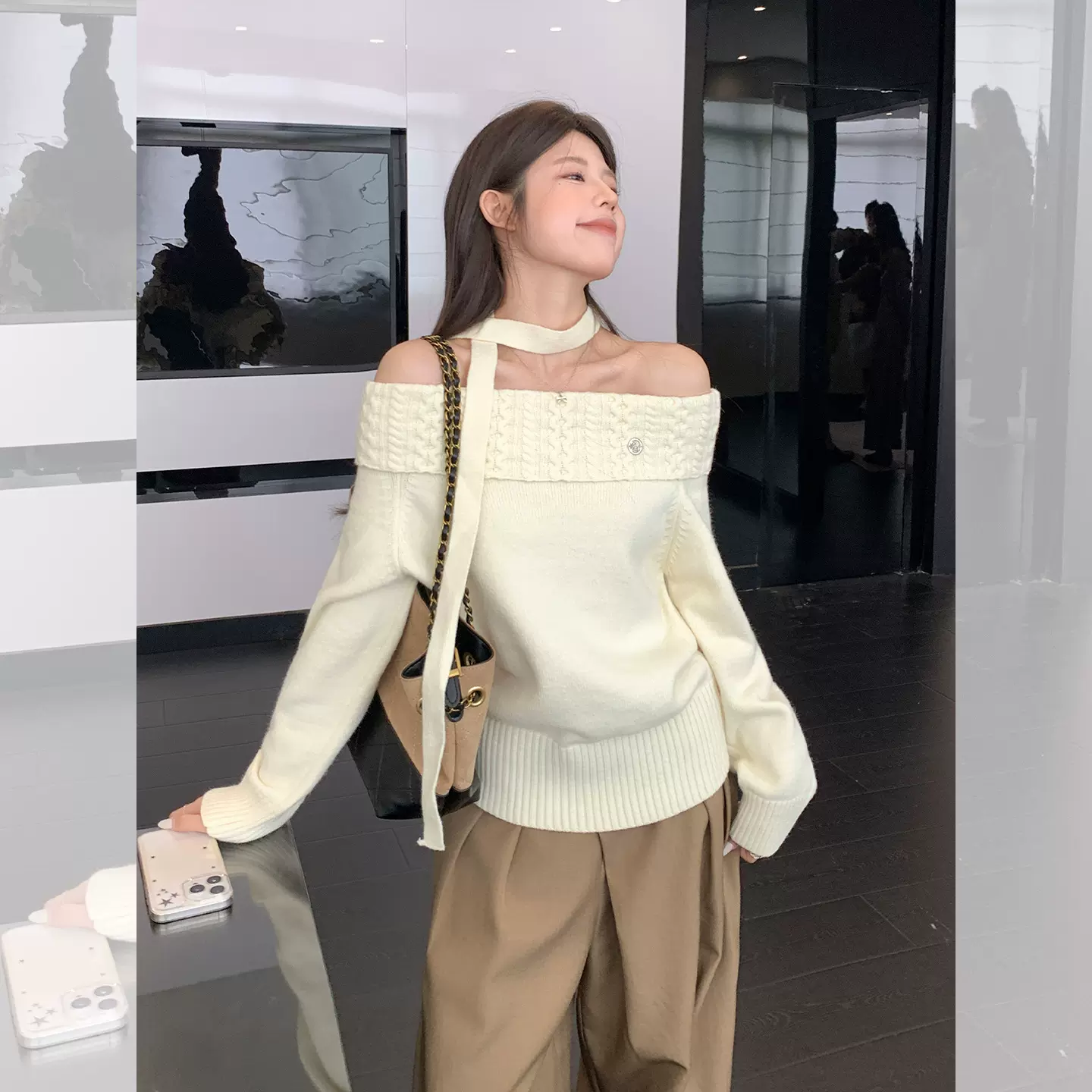 温柔风一字肩露肩软糯毛衣女2025早秋小个子甜美麻花针织衫上衣