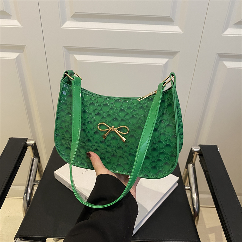 Estilo caliente de primavera y verano, diseño de moda, todo fósforo, casual, bolso de viaje diario, bolso de axila de hombro nuevo para mujer 2025