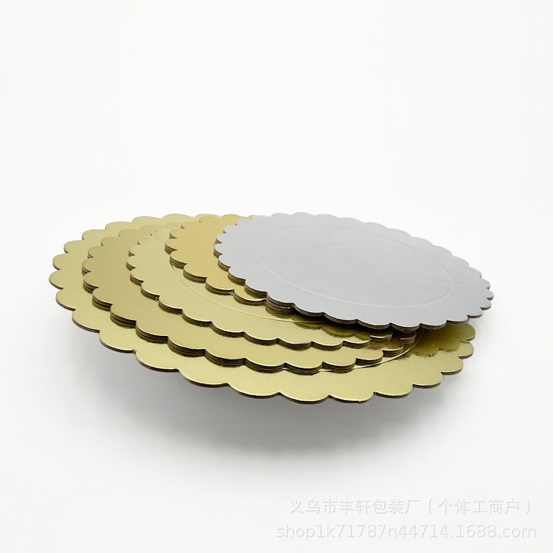 Transfronterizos pastel de alta calidad base horneado embalaje de papel de encaje dorado pastel de cumpleaños plateado almohadilla redonda cortada