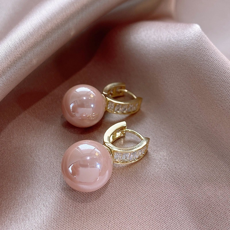 New high-end female eardrop earrings copper light luxury simple design earrings elegant pink pearl wholesale