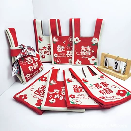 女士手拿包;零钱包;纸巾盒