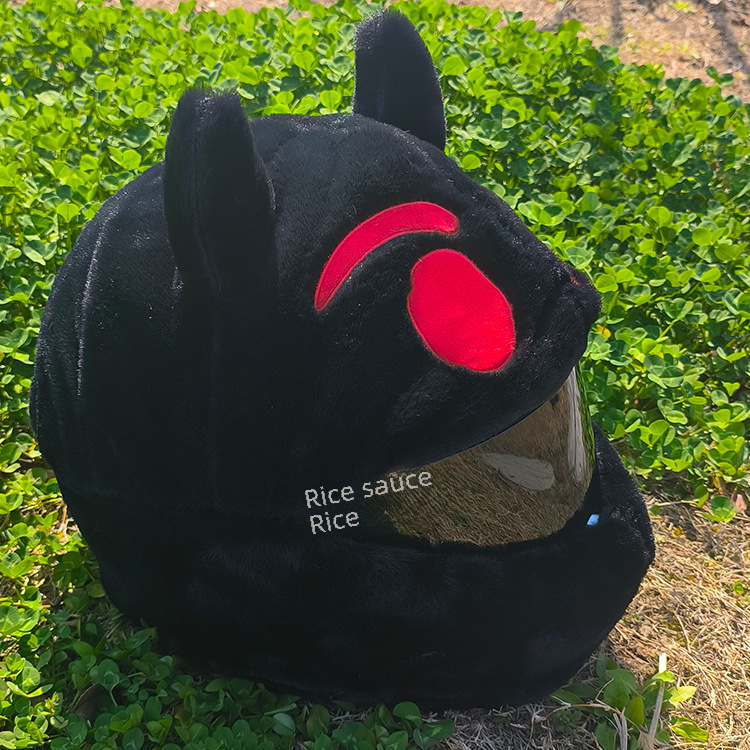Demon Skull Hat Close Up