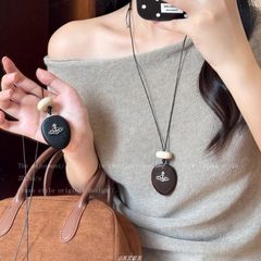 穿搭加分~咖色木质土星项链女2025新款小众设计新中式毛衣链配饰