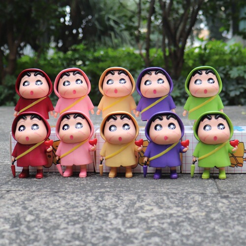 GK Nohara Shinichiro Q-version Crayon Shin-chan Raincoat Heart Cute Anime Car Model Desk Accessory Boxed Set