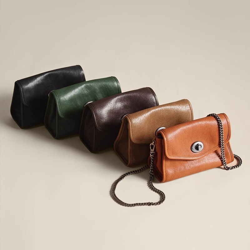 Qiu Guo Envelope Bag for Women, Chain Crossbody Small Bag, Genuine Leather, Vintage, Simple, Casual, Single-Shoulder, Niche Mobile Phone Bag Qiu Guo Envelope Bag for Women, Chain Crossbody Small Bag, Genuine Leather, Vintage, Simple, Casual, Single-Shoulder, Niche Mobile Phone Bag