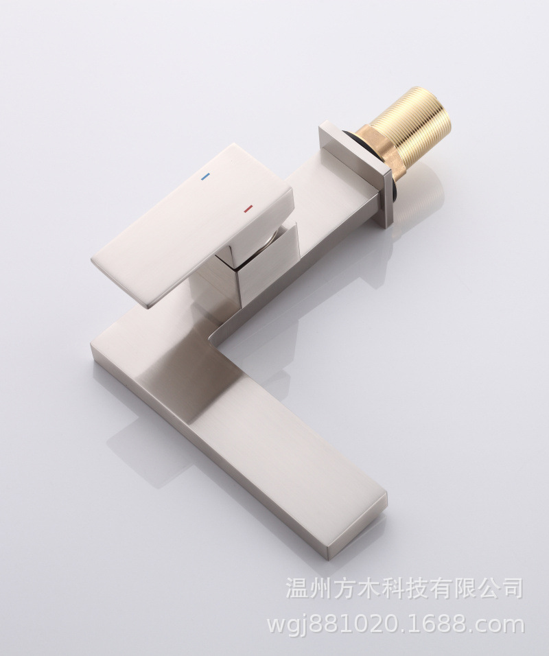 All-copper flat seven-shaped square creative bathroom, waterfall, single hole, single handle, side-opening basin, cold and hot water faucet for washing undefined