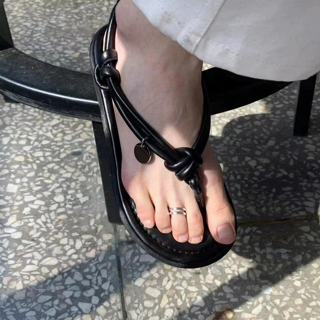 Версия из овчины ~ Корейский стиль, римские сандалии из натуральной кожи с узлом на мягкой подошве для женщин, летние сандалии на липучке, шлепанцы, шлепанцы