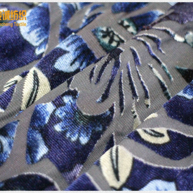 厂家生产 涤氨印花、烂花 弹力短毛绒布料