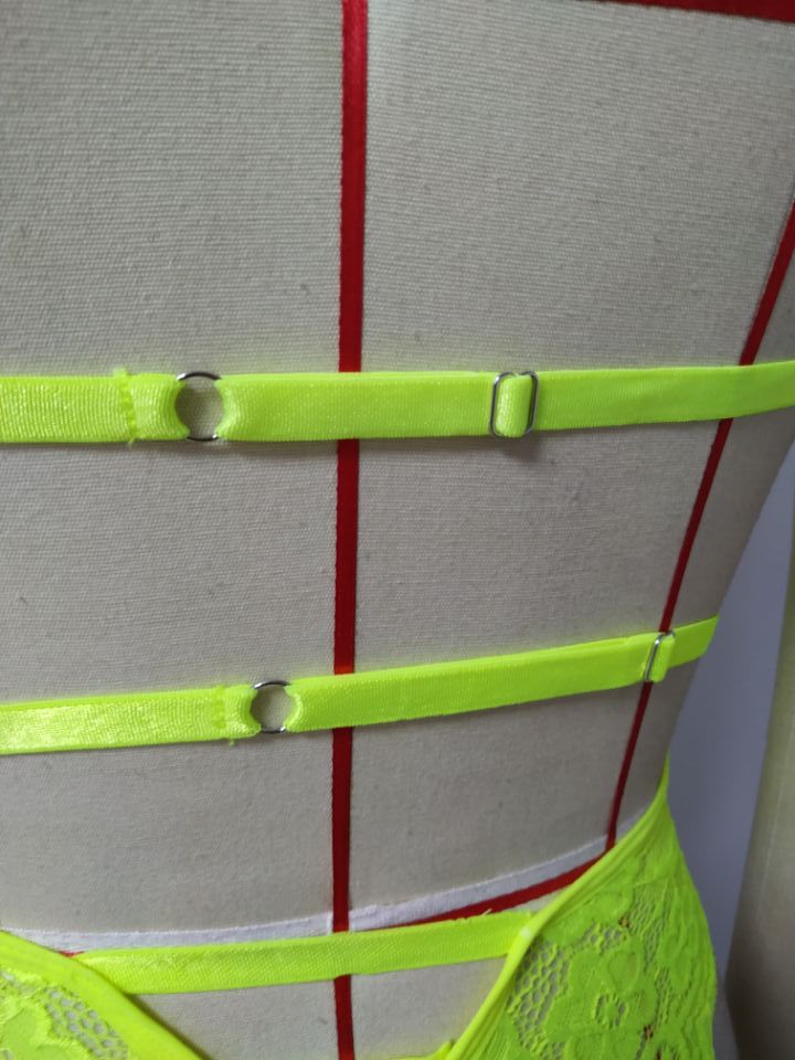 F19A92E22A0524FFB59C3ECB884037