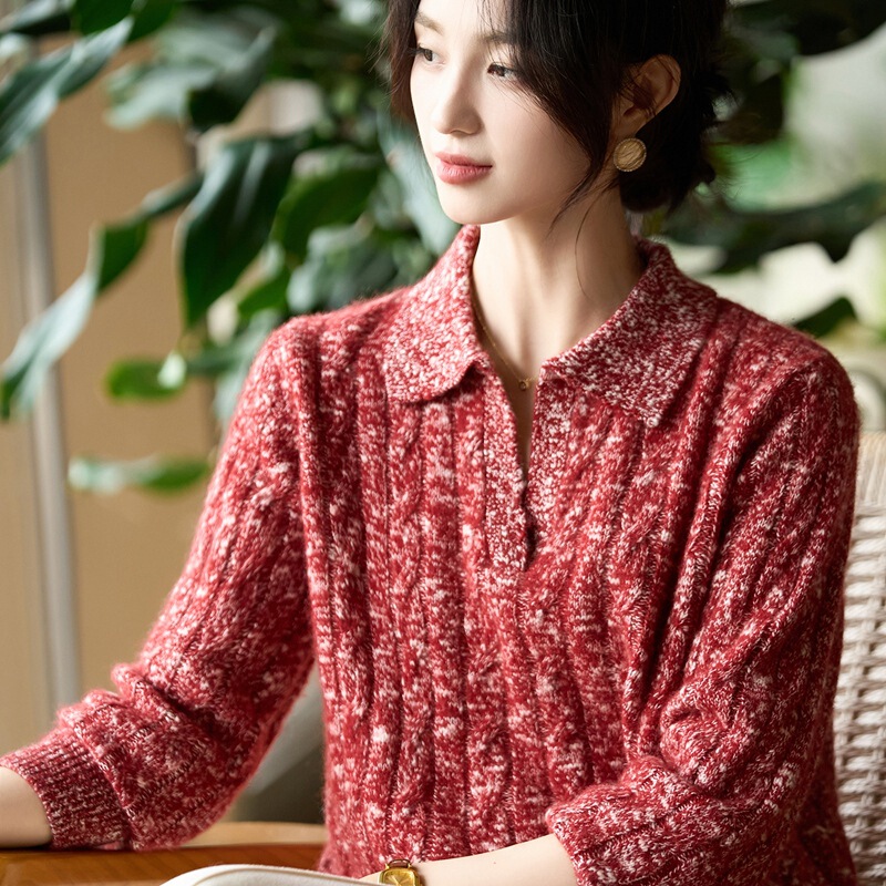 Autumn new style women's loose-fitting, stylish, thick pullover cashmere knit sweater with a turn-down collar and floral yarn