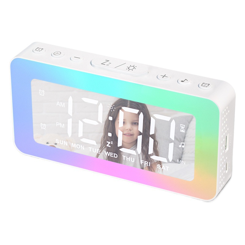 Directo de fábrica LED reloj electrónico niños estudiante de cabecera pequeño reloj de alarma reloj digital luminoso USB despertador