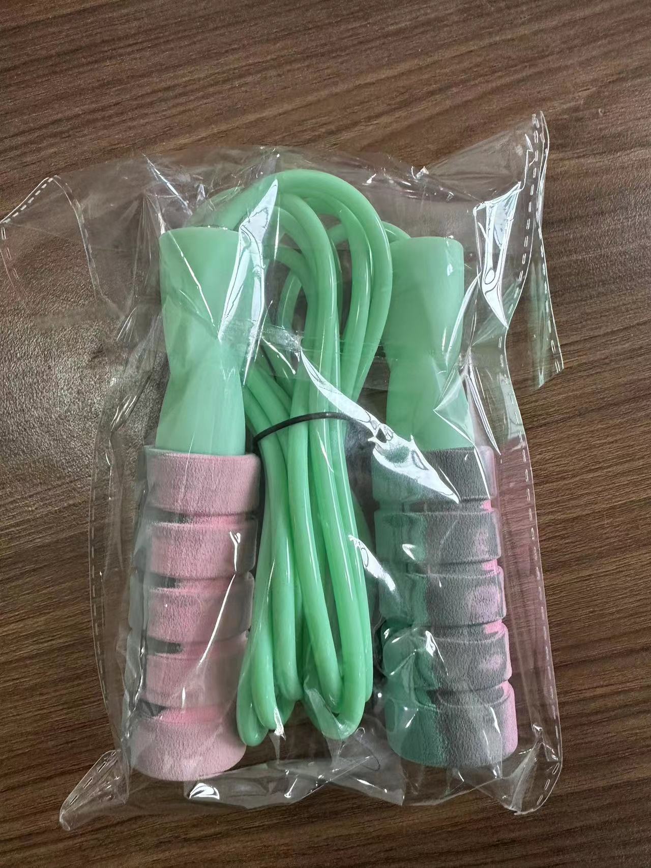 Bola de carga inalámbrica de doble propósito saltar la cuerda niños adultos Ejercicio de fitness interior negrita pelota grande artículos deportivos al por mayor