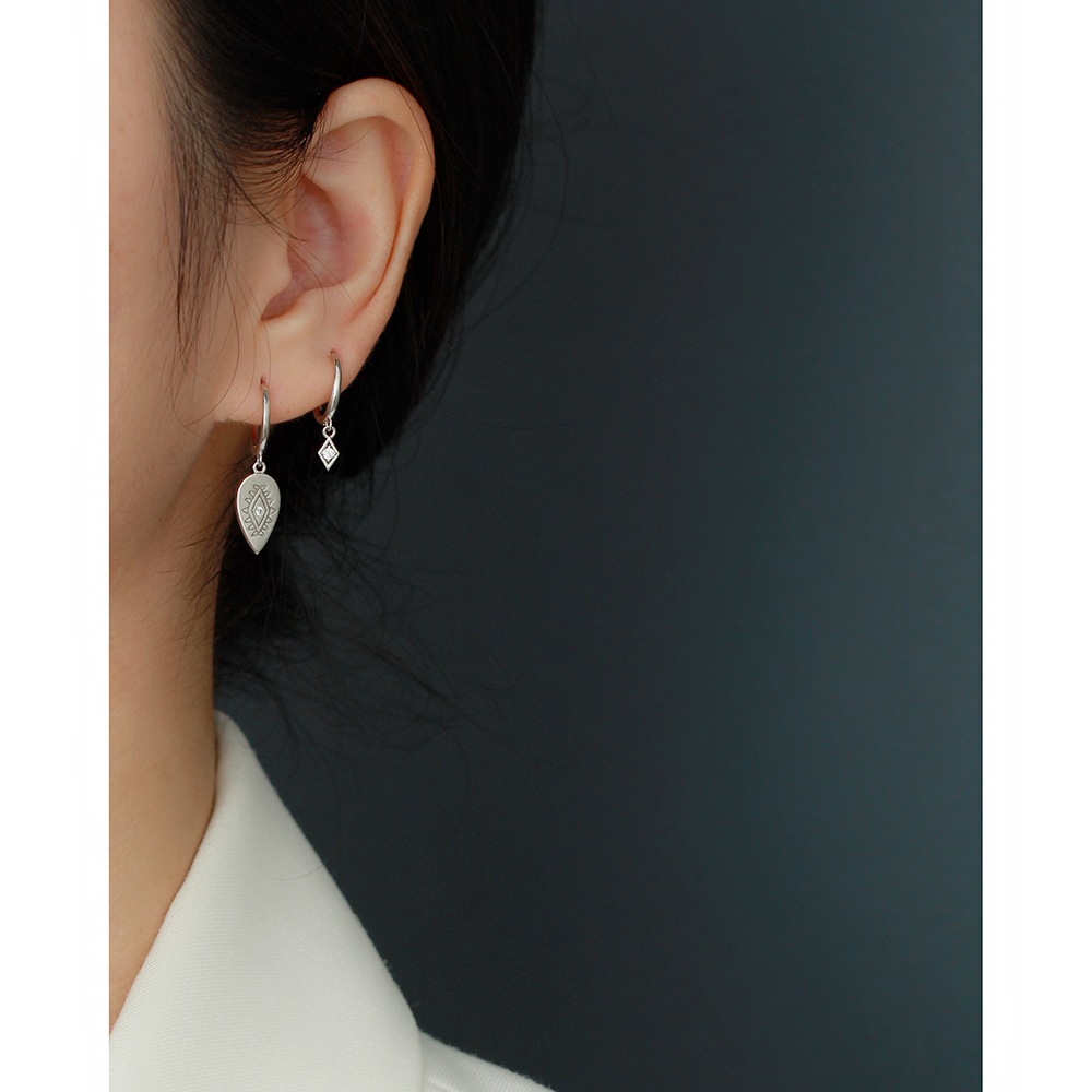 Fashion Rhombus Sterling Silver Plating Zircon Earrings 1 Pair