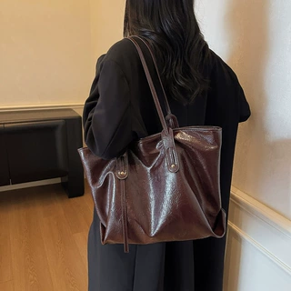 跨境高级感女士单肩包纯色质感百搭通勤包休闲简约单肩腋下手提包