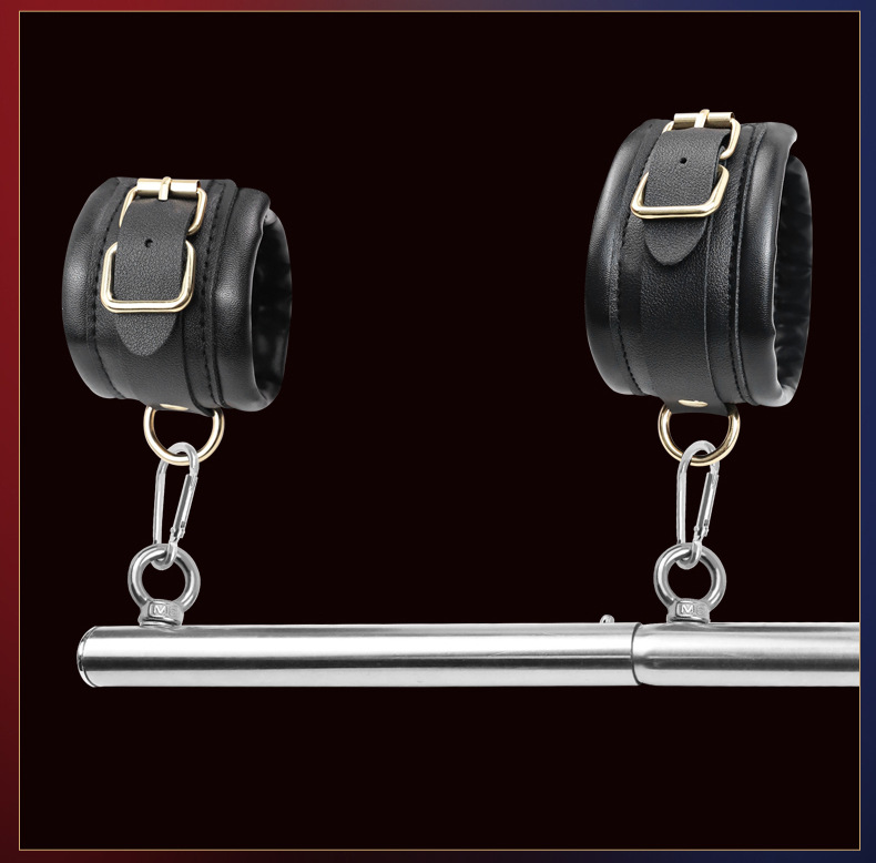 SM One-Line Adjustable Restraint Set with Contrasting Handcuffs and Heart-Shaped Red Candle — detail image 17