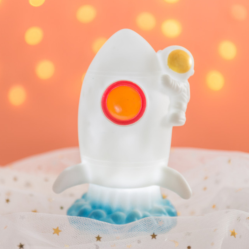 小宇航员火箭灯