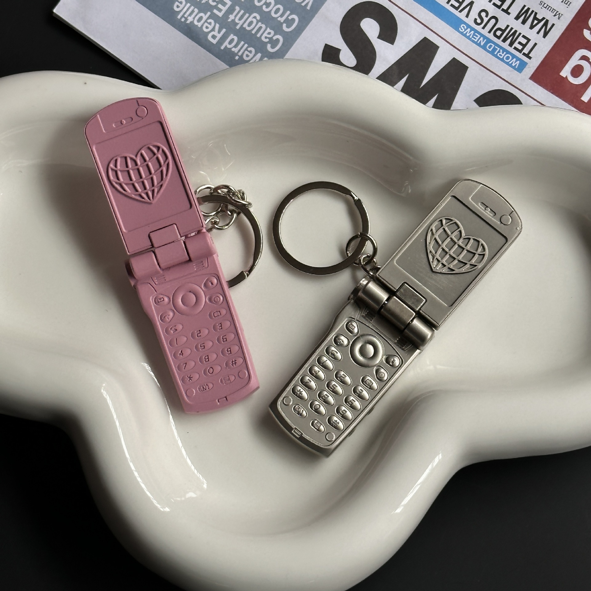 64g Weight Bag Pendant, Keychain Classification 1 Piece Quantity Holiday, Street Occasion Acrylic Material Chocolate, Mobile Phone Pattern Unisex Gender Streetwear Style Streetwear Chocolate Mobile Phone Arylic Unisex Bag Pendant Keychain 10