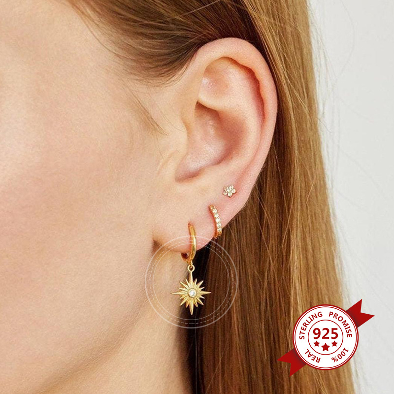 S925 Silver Needle Minimalist Eight-pointed Star Female Earrings display picture 4
