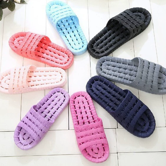 Тапочки для ванной, женские летние домашние Нескользящие туфли с толстой подошвой, протекающие для купания, летние сандалии и тапочки, пластиковая обувь