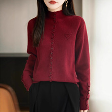 秋冬新款慵懒老钱风复古时尚纯色花边扣针织衫女毛衣打底衫A9086