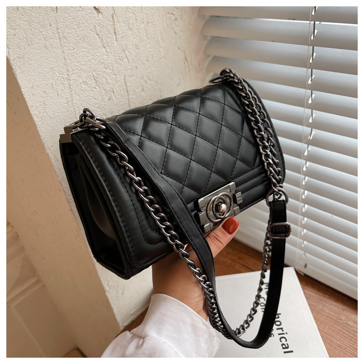 Bolsa de ombro feminina estilo coreano com corrente transversal_voghion.com