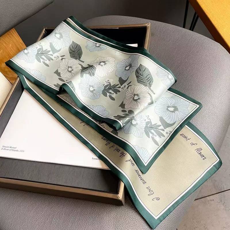 아쿠아 블루 꽃